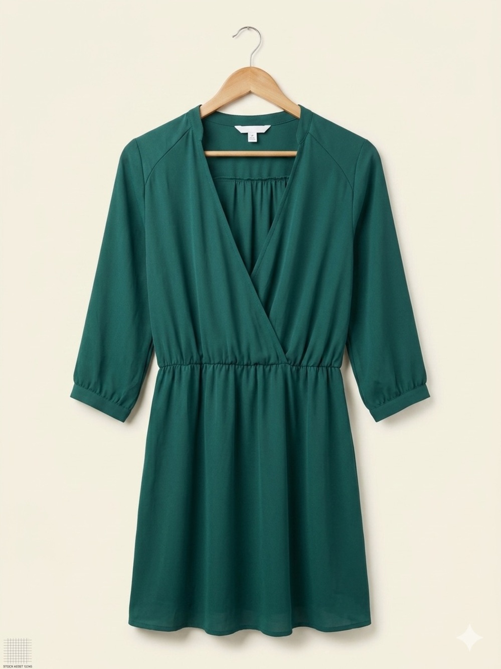 Lush Women’s Emerald Green 3/4 Sleeve Mini Dress Size M - holiday wear